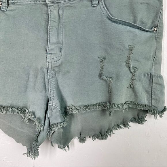 Angel Kiss Gray Blue Frayed Stretchy Jean Shorts 13 - Picture 2 of 5